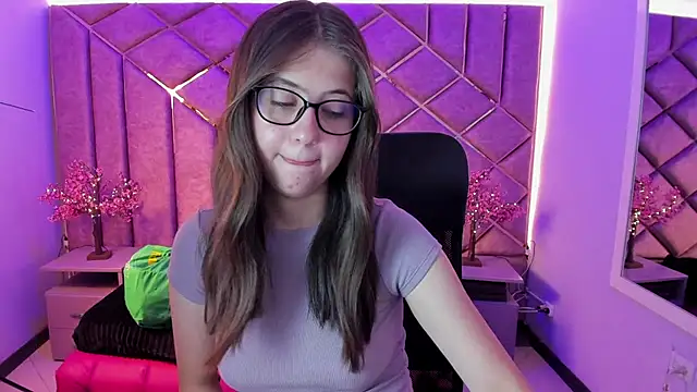 Snapshot of sarah_sweett_ chatting on 24, 6, 2026 sarah sweett online show from 24, 6, 2026