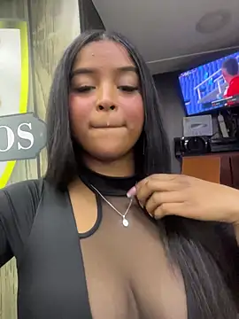 Snapshot of mitschellfox21 chatting on 16, 11, 2025 mitschellfox21 online show from 16, 11, 2025