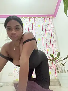 Snapshot of mitschellfox21 chatting on 25, 11, 2025 mitschellfox21 online show from 25, 11, 2025