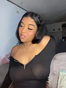 Snapshot of mitschellfox21 chatting on 5, 12, 2025 mitschellfox21 online show from 5, 12, 2025