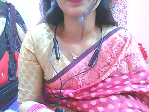 Snapshot of night_queeen7 chatting on 29, 11, 2025 night queeen7 online show from 29, 11, 2025