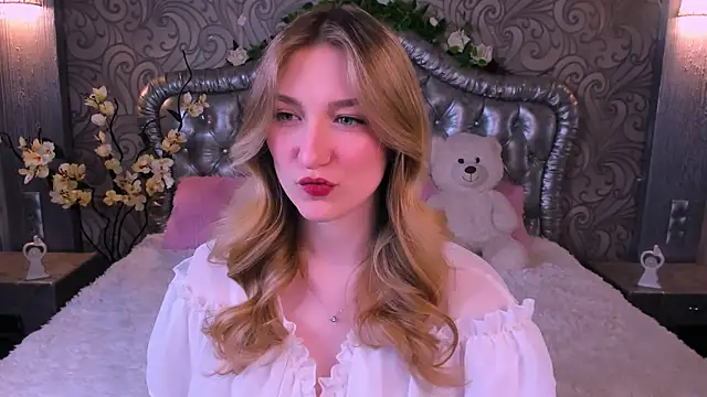 AngelAnabelle online show from 5, 3, 2026