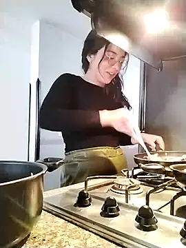 Jules Angel online show from 20, 11, 2025