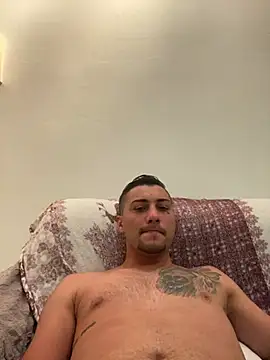 gooddboy01 online show from 18, 4, 2026