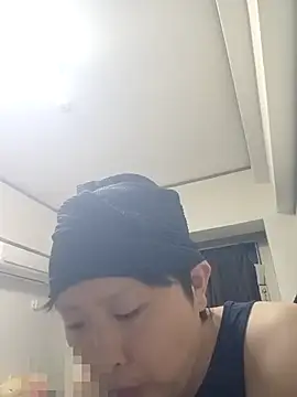 Snapshot of keiichi684 chatting on 24, 10, 2025 keiichi684 online show from 24, 10, 2025