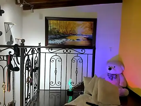 Snapshot of Zulyhenao chatting on 13, 11, 2025 Zulyhenao online show from 13, 11, 2025