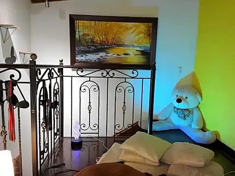 Snapshot of Zulyhenao chatting on 24, 11, 2025 Zulyhenao online show from 24, 11, 2025