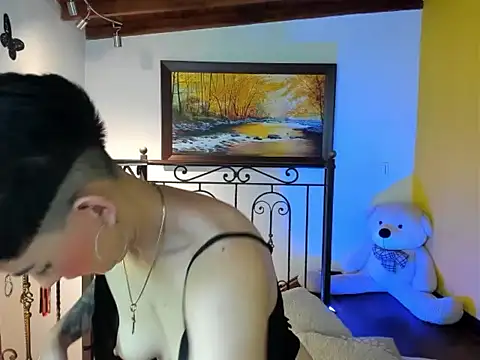 Snapshot of Zulyhenao chatting on 27, 11, 2025 Zulyhenao online show from 27, 11, 2025