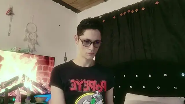 Snapshot of Tyler_cat chatting on 23, 10, 2025 Tyler cat online show from 23, 10, 2025