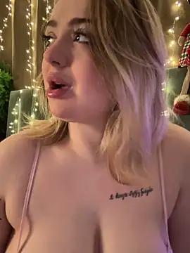 KellyMoors online show from 19, 12, 2025