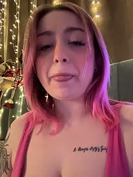 KellyMoors online show from 12, 1, 2026