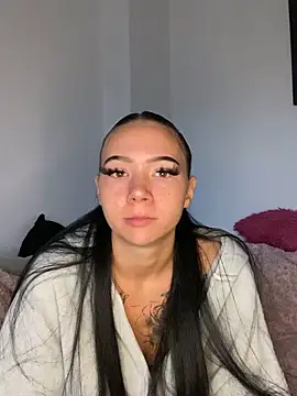 Snapshot of YoungZoexx chatting on 6, 10, 2025 YoungZoexx online show from 6, 10, 2025