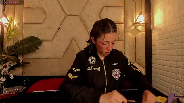 Julieta Slav3 online show from 16, 4, 2026