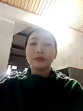 tulip-bae online show from 2, 10, 2025