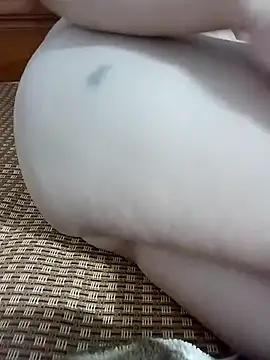 tulip-bae online show from 19, 11, 2025