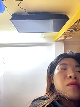 Snapshot of Noen_22 chatting on 17, 10, 2025 Noen 22 online show from 17, 10, 2025