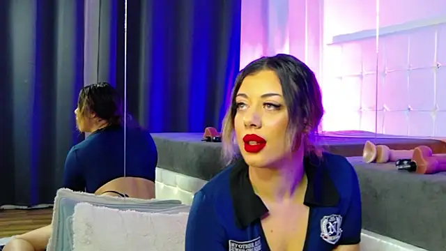 BellaDavey online show from 10, 10, 2025
