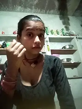 Snapshot of Cuty_kanchna chatting on 24, 10, 2025 Cuty kanchna online show from 24, 10, 2025