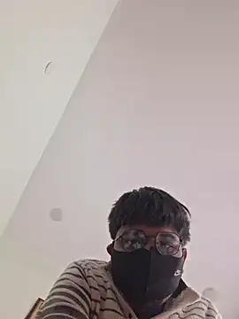 Snapshot of UsurpedThaw chatting on 17, 11, 2025 UsurpedThaw online show from 17, 11, 2025