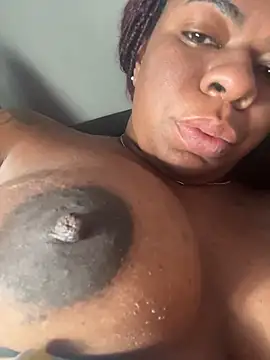 Snapshot of Priihmedeiros chatting on 22, 11, 2025 Priihmedeiros online show from 22, 11, 2025