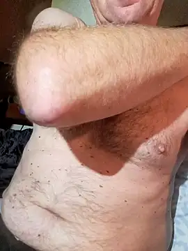 Snapshot of Vintermelon2 chatting on 12, 10, 2025 Vintermelon2 online show from 12, 10, 2025