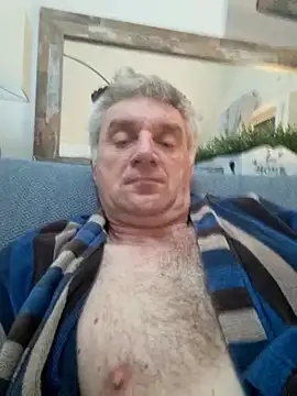 Snapshot of Vintermelon2 chatting on 6, 11, 2025 Vintermelon2 online show from 6, 11, 2025