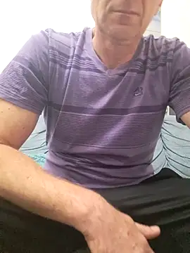 Snapshot of Vintermelon2 chatting on 3, 12, 2025 Vintermelon2 online show from 3, 12, 2025