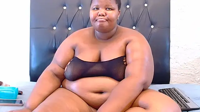 LadyBear2002 online show from 21, 3, 2026