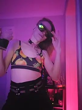 Snapshot of lonely_Cosplay_chick chatting on 20, 12, 2025 lonely Cosplay chick online show from 20, 12, 2025