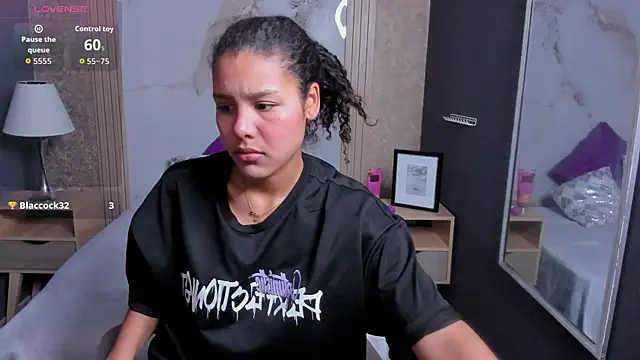 AriaVega online show from 24, 11, 2025