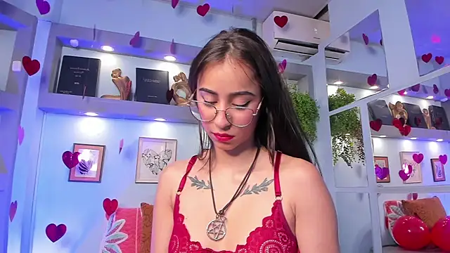 Snapshot of Alana_Martinez_ chatting on 2, 2, 2026 Alana Martinez online show from 2, 2, 2026