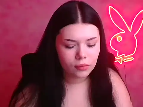 Mona Esty online show from 18, 11, 2025