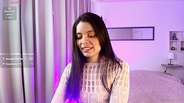 victoria stern online show from 4, 10, 2025