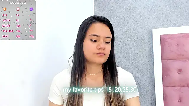 Snapshot of alanabensson chatting on 7, 10, 2025 alanabensson online show from 7, 10, 2025