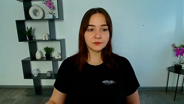 Snapshot of OliviaMontgommery chatting on 18, 11, 2025 OliviaMontgommery online show from 18, 11, 2025