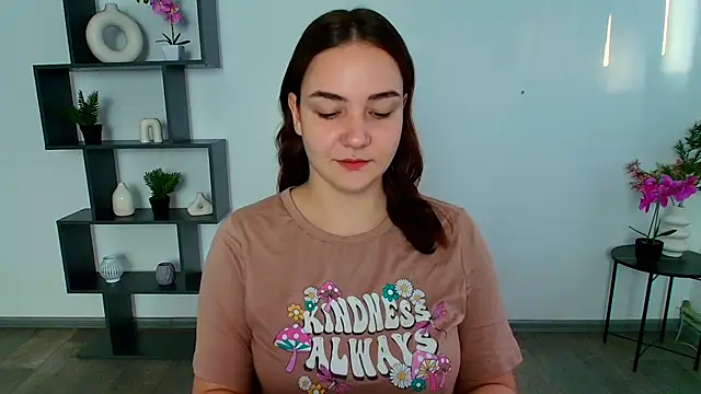 Snapshot of OliviaMontgommery chatting on 25, 11, 2025 OliviaMontgommery online show from 25, 11, 2025