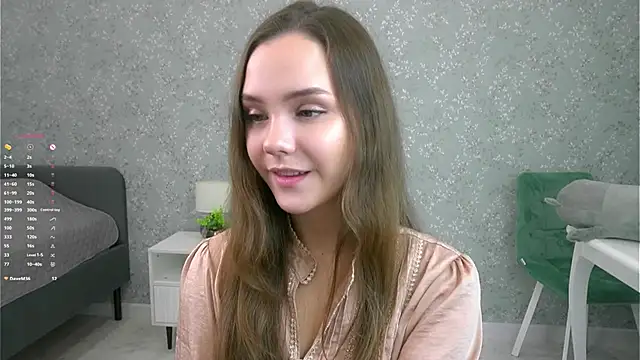 Snapshot of SweetSaraPie chatting on 13, 10, 2025 SweetSaraPie online show from 13, 10, 2025