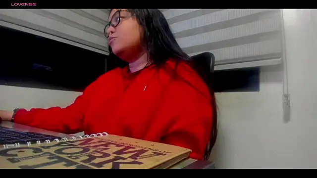 Snapshot of Xander_Taylor_ chatting on 30, 11, 2025 Xander Taylor online show from 30, 11, 2025