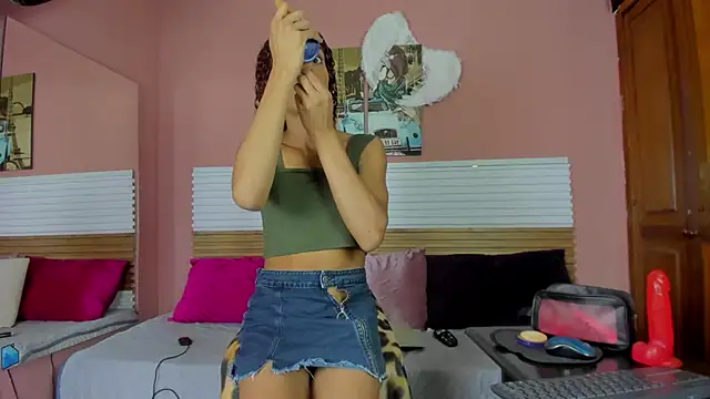 Tiffannydoll99 online show from 15, 11, 2025