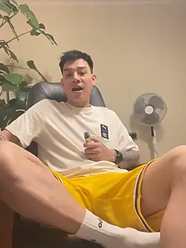 Snapshot of latava chatting on 19, 10, 2025 latava online show from 19, 10, 2025