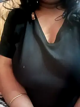 Snapshot of SAMAYRA23 chatting on 17, 11, 2025 SAMAYRA23 online show from 17, 11, 2025