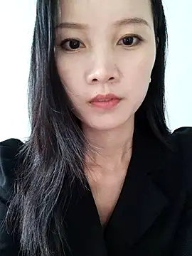 Mile-m online show from 4, 10, 2025