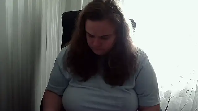 Snapshot of HarmonyKarera chatting on 12, 10, 2025 HarmonyKarera online show from 12, 10, 2025