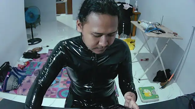 Snapshot of latexidn chatting on 15, 11, 2025 latexidn online show from 15, 11, 2025