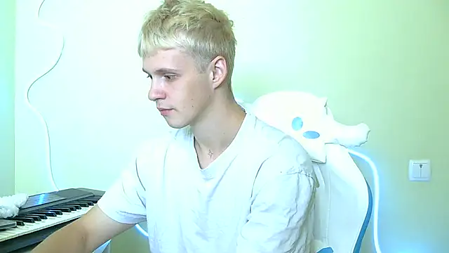  Timmy Boy  online show from 4, 10, 2025