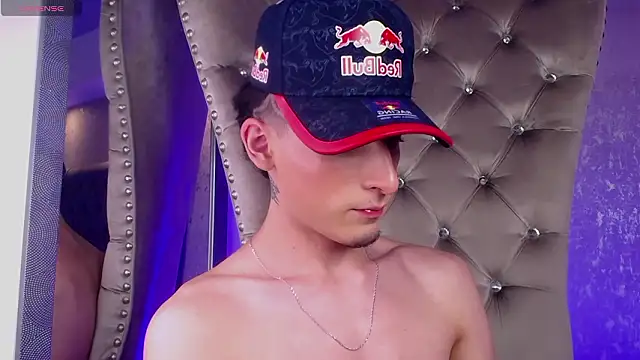 MateoMitchell online show from 25, 3, 2026