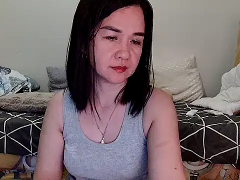 KissHott online show from 4, 5, 2026