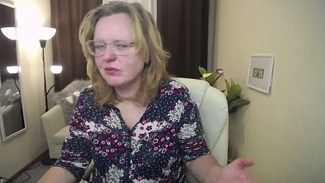 VestaWoody online show from 17, 11, 2025