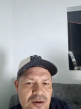 Snapshot of lady_and_charly chatting on 12, 11, 2025 lady and charly online show from 12, 11, 2025