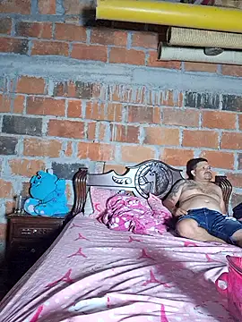 Snapshot of lady_and_charly chatting on 16, 11, 2025 lady and charly online show from 16, 11, 2025